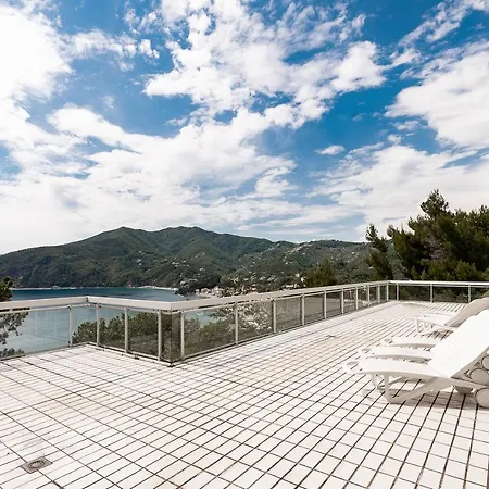 Elisabetta Luxury In Villa