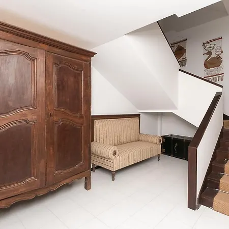 Elisabetta Luxury In Moneglia